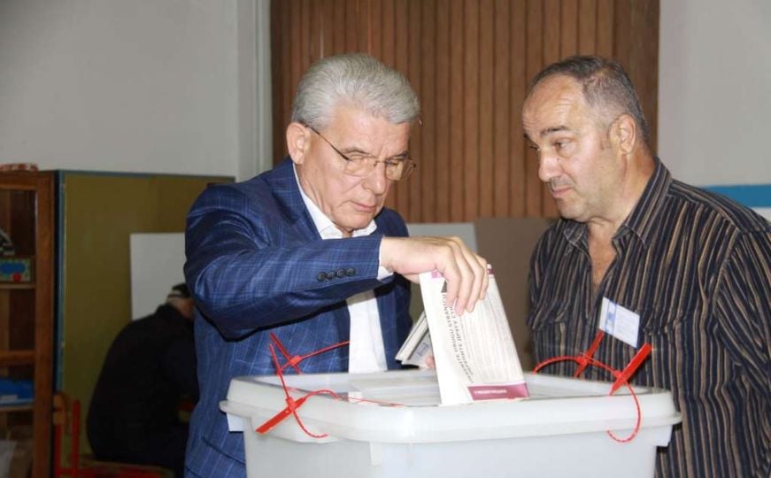 Šefik Džaferović glasao u Zenici: "Ja ću i dalje doprinositi ovoj državi"