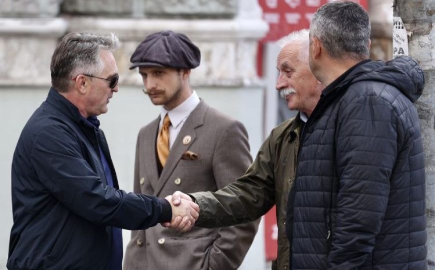 Dan nakon izbora: Željko Komšić viđen u Sarajevu, građani mu čestitali