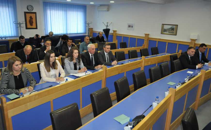 I ovo je Bosna i Hercegovina: 13 stranaka osvojilo mandate u skupštini koja ima 25 zastupnika
