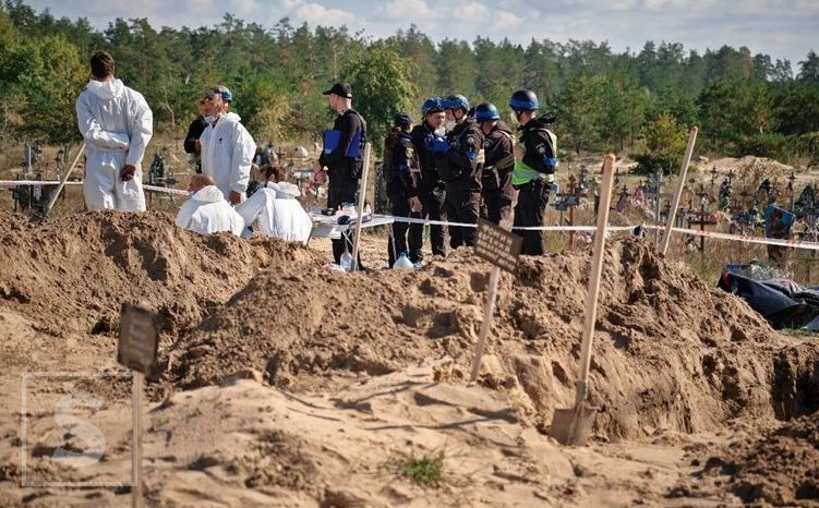 U Ukrajini otkrivena još jedna masovna grobnica: Pronađena i tijela male djece