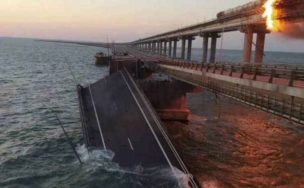 Napad na Krimski most: Pogodak u Putinovu Ahilovu petu koji bi mogao voditi kolapsu ruske vojske
