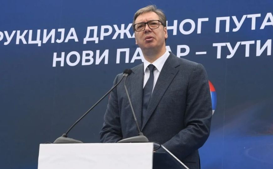 Aleksandar Vučić na obraćanju u Novom Pazaru citirao ajet iz Kur'ana