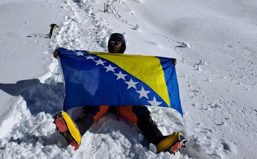 Na Himalajima se vijorila zastava BiH: Jasmin Kličić osvojio Island Peak