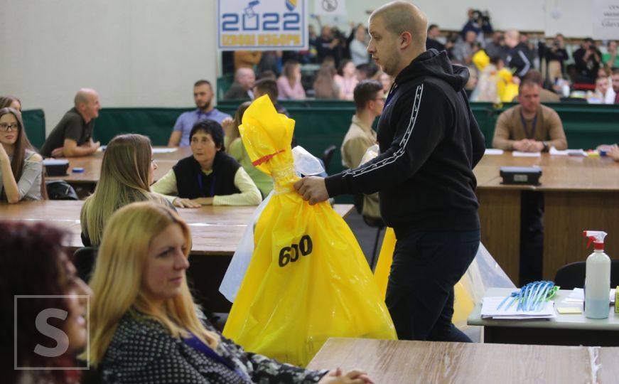 Novo brojanje glasova u Zetri: Agić otkrio koliko su dosad "prebrojali" biračkih mjesta