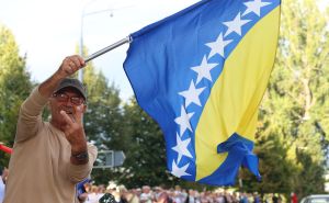 Spremaju se novi protesti ispred OHR-a: Povlačenje odluka ili smjena Christiana Schmidta