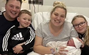 Mlada Britanka preminula pet sedmica nakon poroda, porodica: "Njena smrt mogla je biti spriječena"