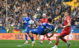 Fantastična atmosfera na Grbavici: Osimov tim poražen, FK Željezničar savladao FK Velež