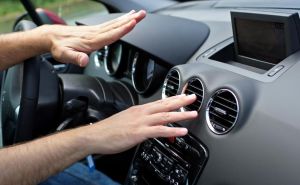 Pogledajte viralni trik za odmagljivanje prozora na automobilu, vozači oduševljeni