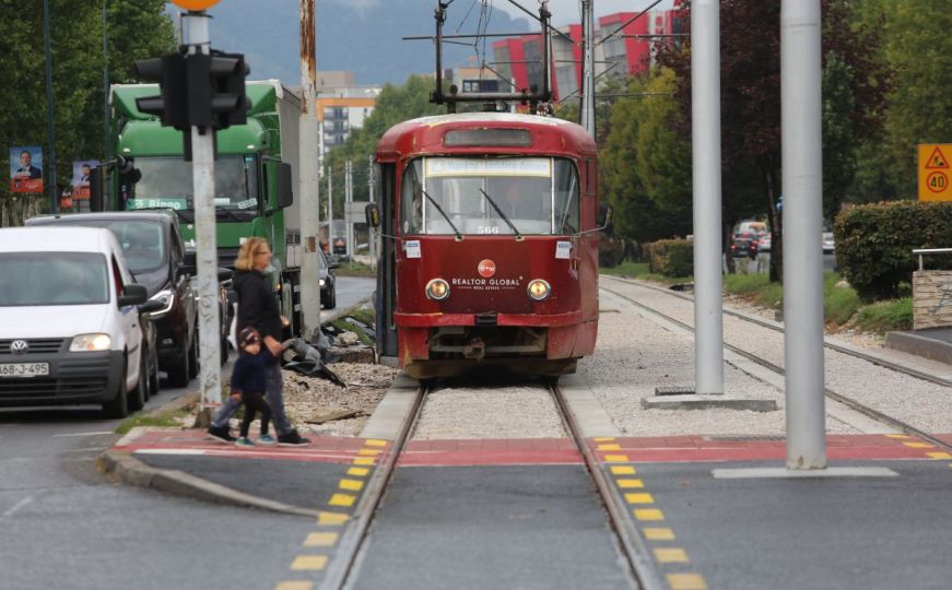 Sarajevo: Tramvajski saobraćaj jutros nije radio, evo šta kažu iz GRAS-a i MUP-a