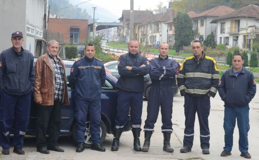 Srebrenički vatrogasci nadljudskim naporima ugasili požare koji su danima harali ovim područjem