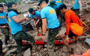 Tropska oluja pogodila Filipine, poginulo 72 ljudi