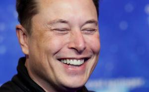 Musk najavio stvaranje "super aplikacije": Šta to zapravo znači?