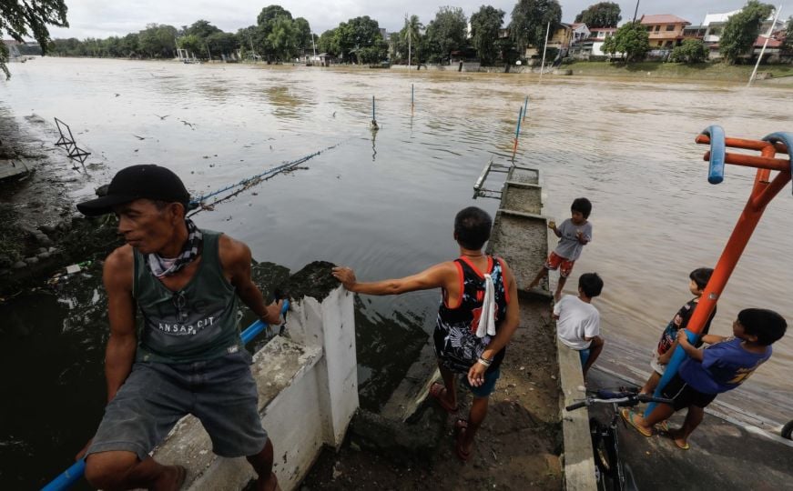 Strašan epilog poplava i klizišta na Filipinima: Stradalo 98 osoba