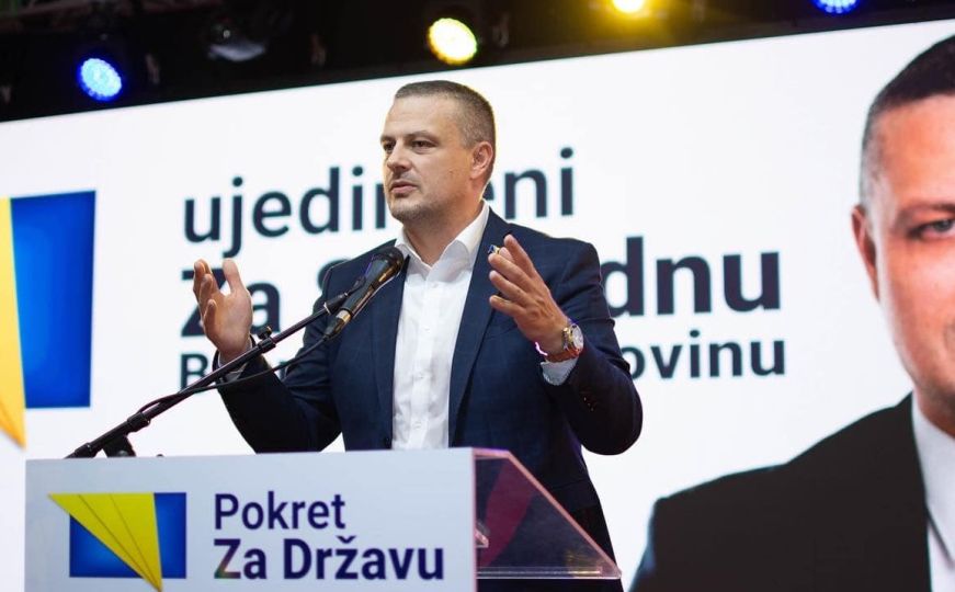 Mijatović: "Sav bh. patriotizam pada u vodu kad jedni odu u opoziciju, a jedni ostanu u vlasti"
