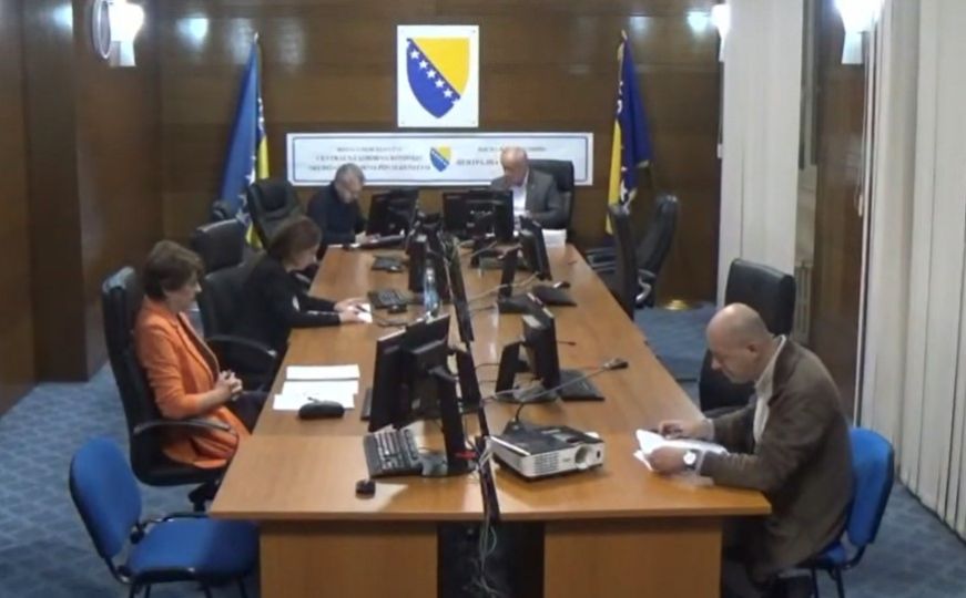 CIK BiH uputio 44 prijave nadležnim tužilaštvima zbog prevara na izborima