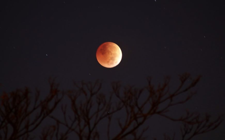 Zabilježeno u SAD: "Krvavi Mjesec" na nebu iznad New Yorka