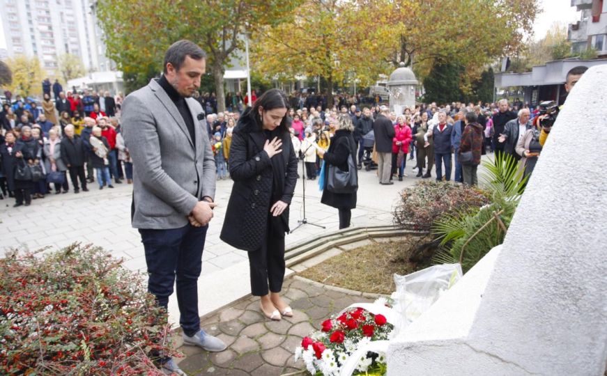 Benjamina Karić na 29. godišnjici ubistva Fatime Gunić i njenih učenika: "Borit ćemo se znanjem"