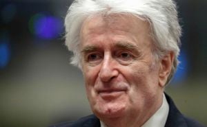 Velika Britanija odbacuje da ratni zločinac Radovan Karadžić ima loš zatvorski tretman