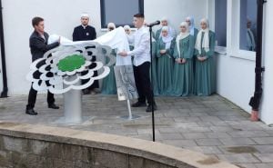 U švedskom gradu podignuto spomen obilježje "Cvijet Srebrenice"