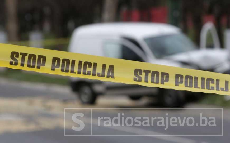 Nesreća u Sarajevu: Oborena pješakinja, policija i hitna pomoć na terenu