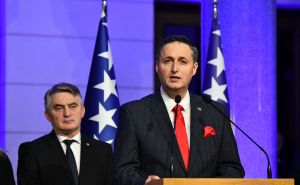 Denis Bećirović: Na obilježavanju Dana državnosti BiH trebaju biti sva tri člana Predsjedništva
