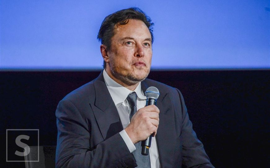 Elon Musk lansira nove plave, zlatne i sive Twitter kvačice