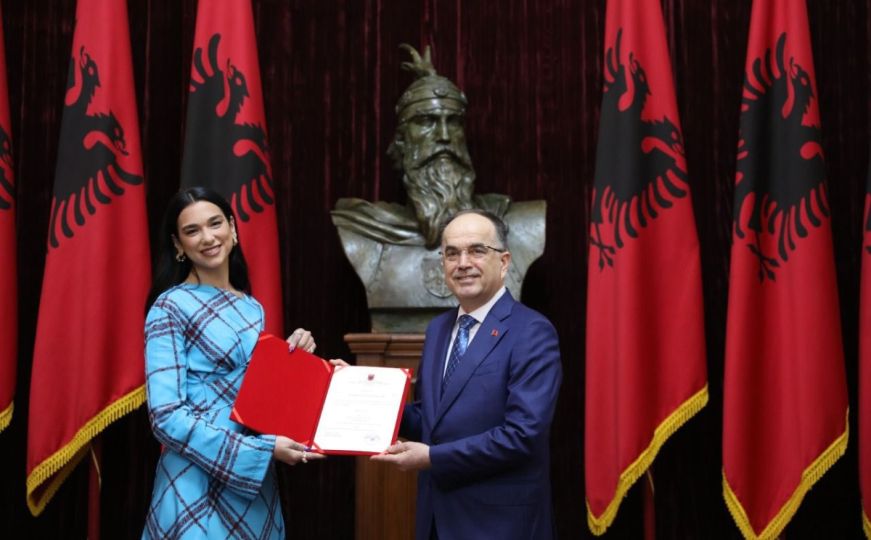 Pop ikona Dua Lipa dobila albansko državljanstvo