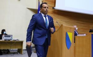 Nastavljeno suđenje ministru Selmi Cikotiću: Tražili kako da namire uništeno naoružanje za "Scout"