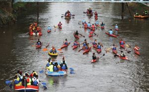 U Indoneziji održan Festival kanua: Cilj - podizanje svijesti javnosti o zaštiti rijeka