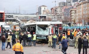 Uznemirujući snimak: Pogledajte trenutak sudara tramvaja i autobusa u Istanbulu