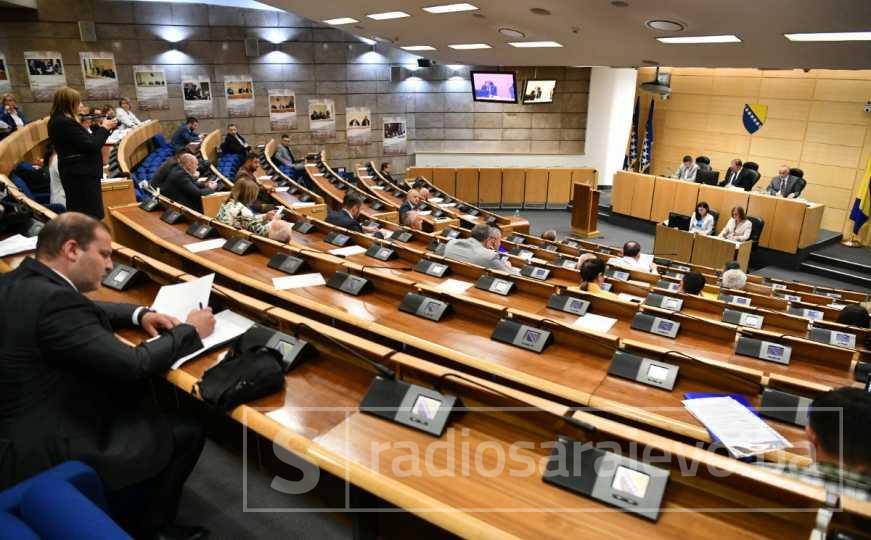 CIK najavio: Danas žrijebanje za dodjelu mandata iz HNK-a i SBK-a u Dom naroda Parlamenta FBiH