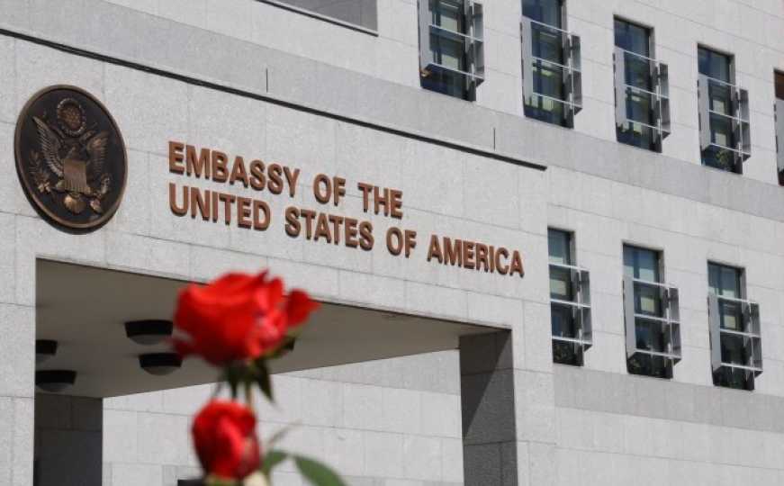 Američka ambasada osudila napad na Sabornu crkvu u Mostaru