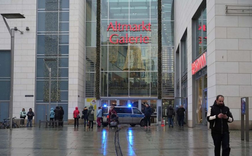Talačka kriza u Dresdenu: Napadač naoružan, ubijena jedna osoba
