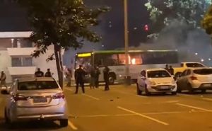 Haos u Brazilu: Pristalice Jaira Bolsonara palili i razbijali, pokušali upasti u zgradu policije
