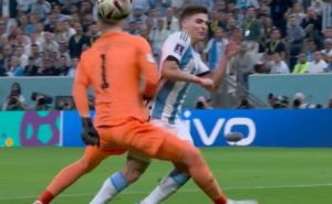 Prijelomni trenutak na utakmici: Je li bio penal za Argentinu?
