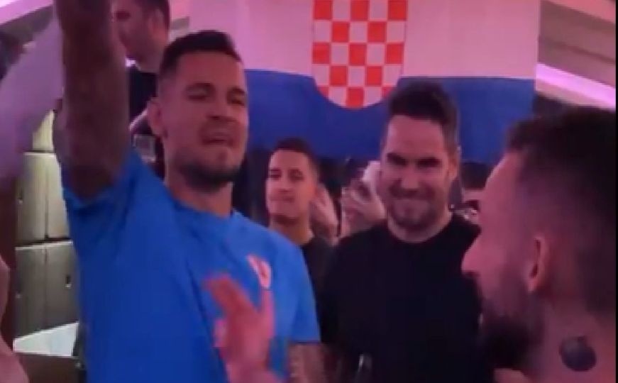 Novi skandal hrvatskih fudbalera: Brozović i Lovren pjevali 'Za dom spremni'