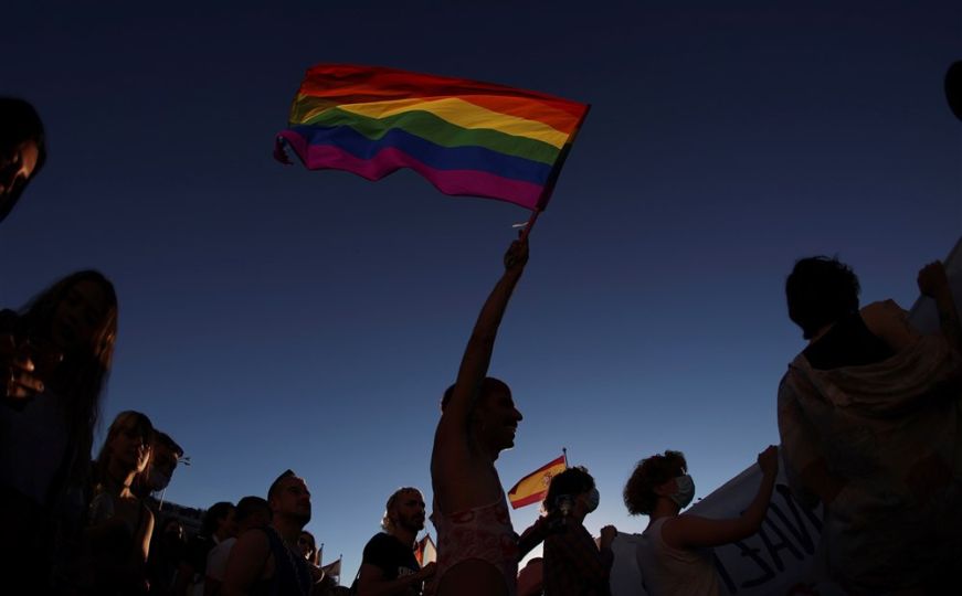 Španski parlament prihvatio trans-zakon: Slobodna promjena spola nakon navršenih 16 godina