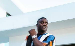 Pjevač Akon: Ne možete očekivati da će muškarac osvojiti svijet ako je kod kuće s djecom