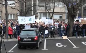 Zdravstveni radnici HNK protestvovali zbog neisplate jednokratne pomoći