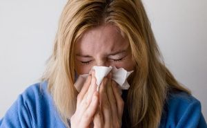Sezona virusa: Može li se razlikovati gripa, COVID i prehlada?