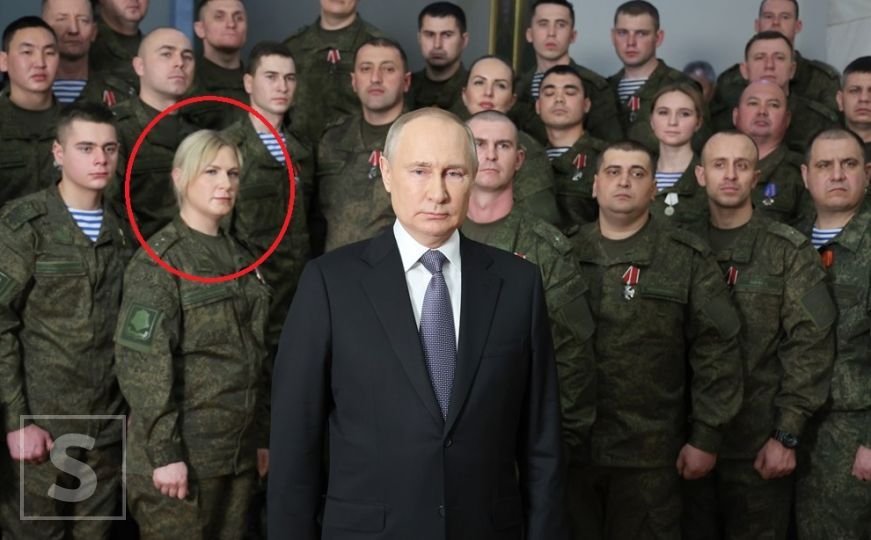 Zanimljivo otkriće na Twitteru: Ko je ova žena na Putinovoj novogodišnjoj čestitki?