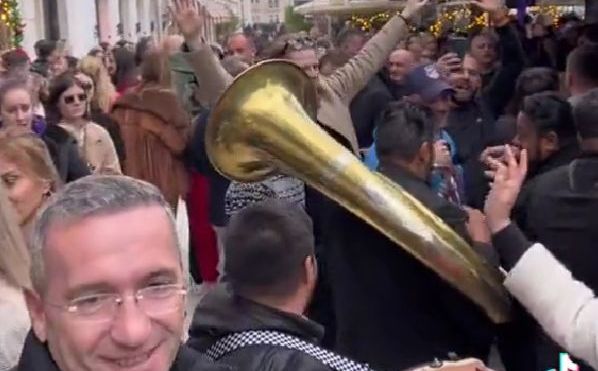 Nižu se komentari: Snimka splitskog slavlja uz 'Đurđevdan' obilazi regiju
