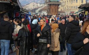 Na Baščaršiji i danas kao u košnici: Prošetajte s nama Sarajevom