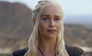 Emilia Clarke priznala da nije bila spremna za gole scene u 'Game of Thrones': 'Imala sam tremu'