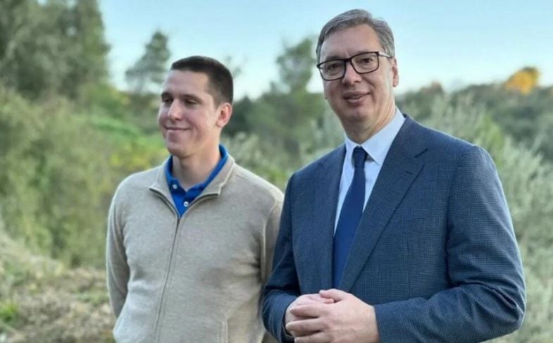 Aleksandar Vučić: 'Odlazak na proslavu dana RS bila je želja mog prvijenca Danila'