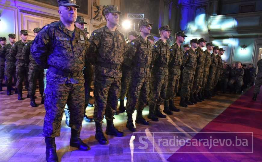 Bh. vojnici u polovnim uniformama: Rezervnu nosimo kad su specijalne prilike da izgledamo pristojno