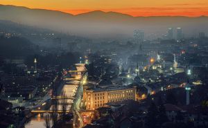 Duša i srce našeg grada: Pogledajte tri najbolje fotografije ukrašenih mostova Sarajeva