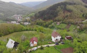 Misterija jednog sela: 'Spavaća soba nam je u jednoj, a kuhinja u drugoj državi'