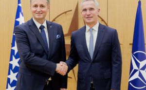 Bećirović na sastanku sa Stoltenbergom u Briselu: Predložen novi pristup NATO integracijama BiH
