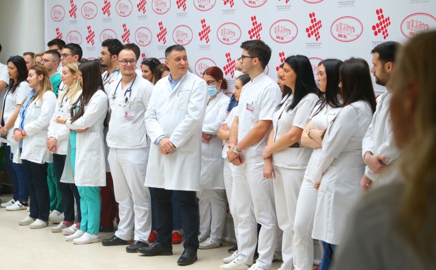 Univerzitetski-klinički centar RS  pred novinare izveo čak 70 ljekara